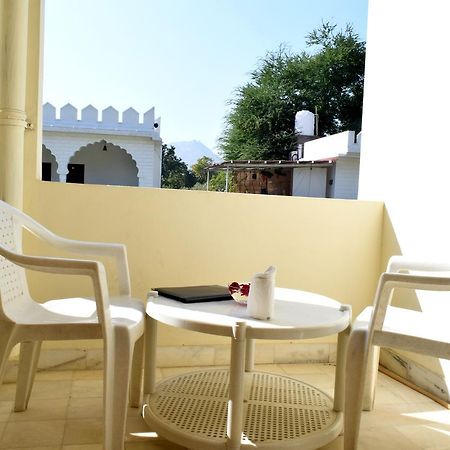 Hotel Kamal Villas Pushkar Exteriör bild