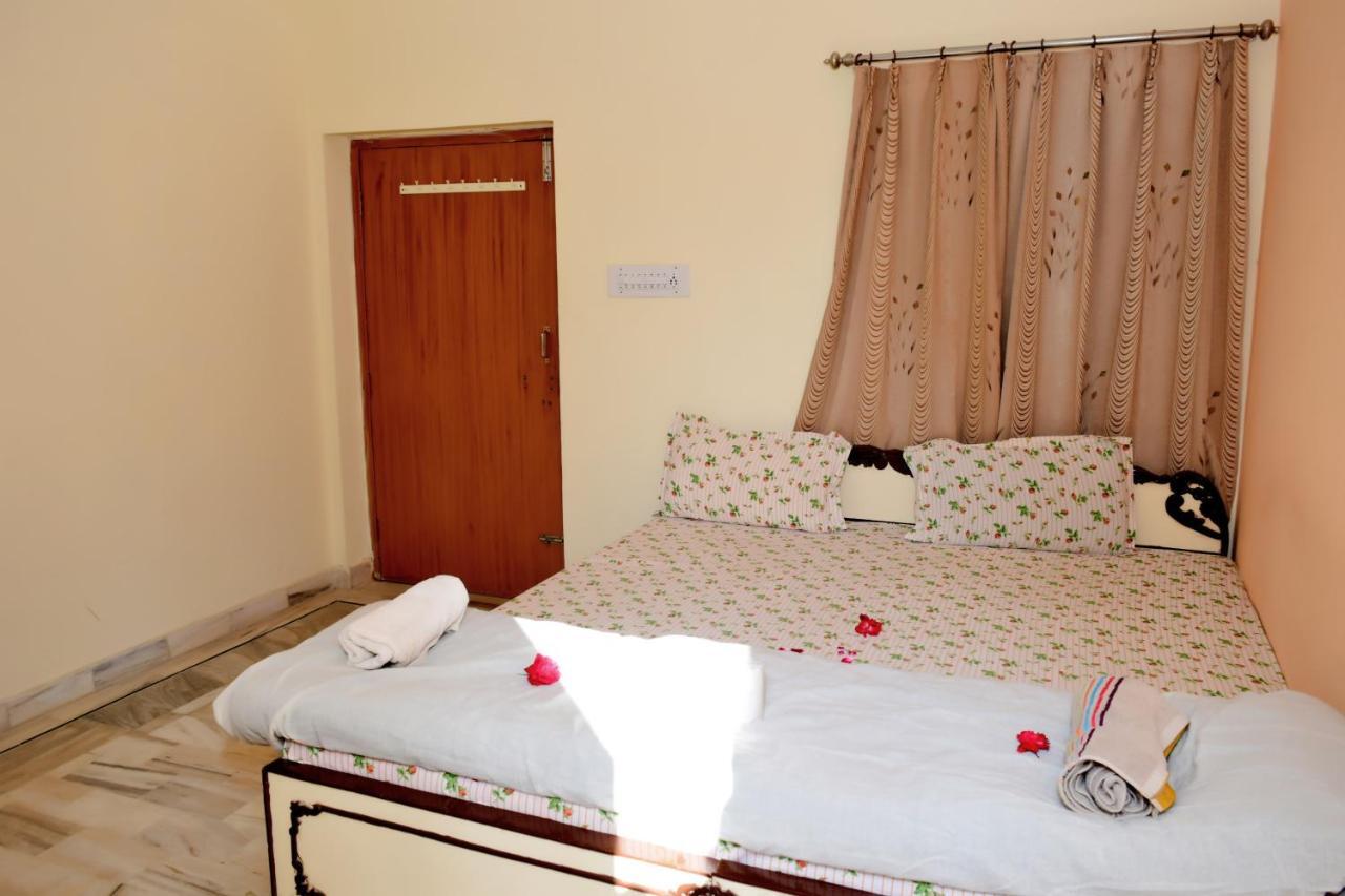 Hotel Kamal Villas Pushkar Exteriör bild